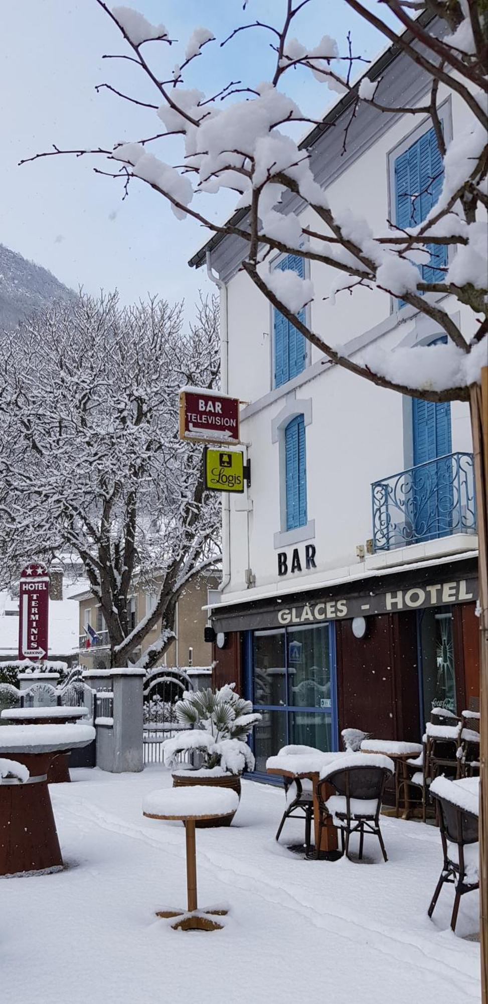 Hotel Terminus Luz-Saint-Sauveur Ngoại thất bức ảnh